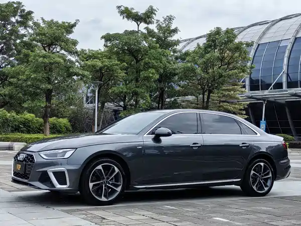 Audi A4L 2024