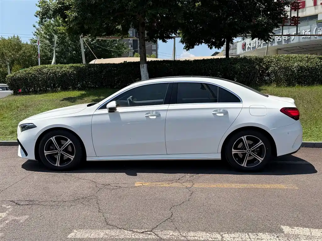 Mercedes-Benz A-Class 2024