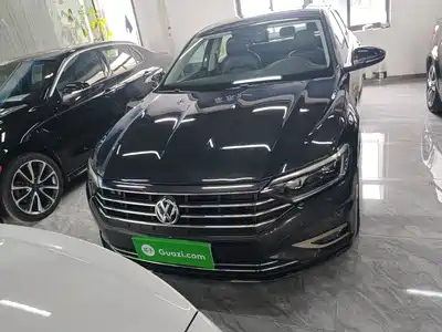 Volkswagen Sagitar 2019