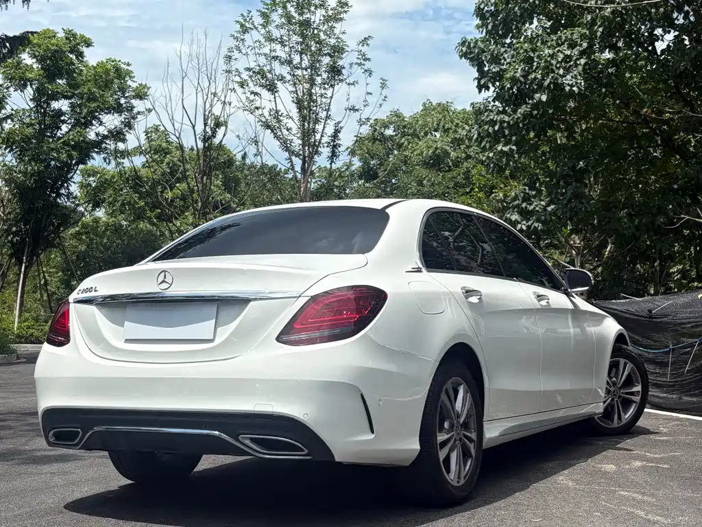 Mercedes-Benz C-Class 2020