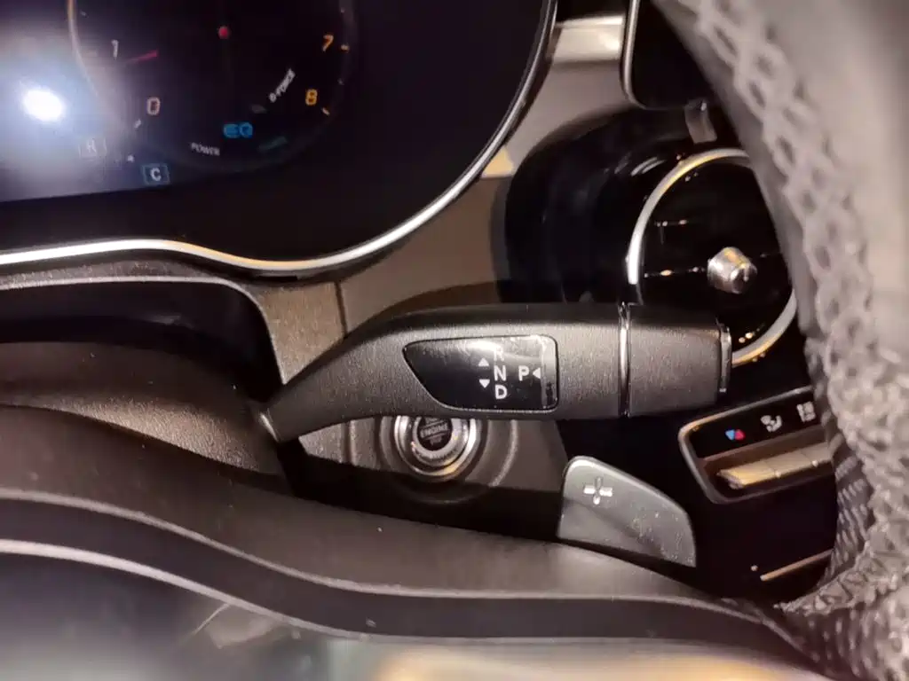 Mercedes-Benz C-Class 2020 — фото 14