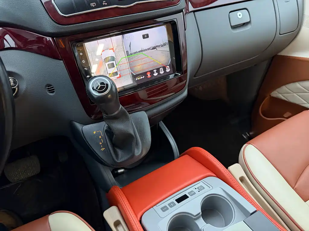 Mercedes-Benz Vito 2015 — фото 12