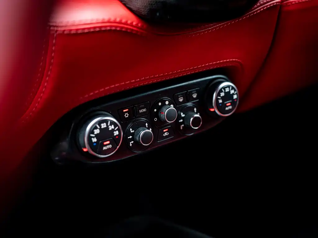 Ferrari 458 2013 — фото 17