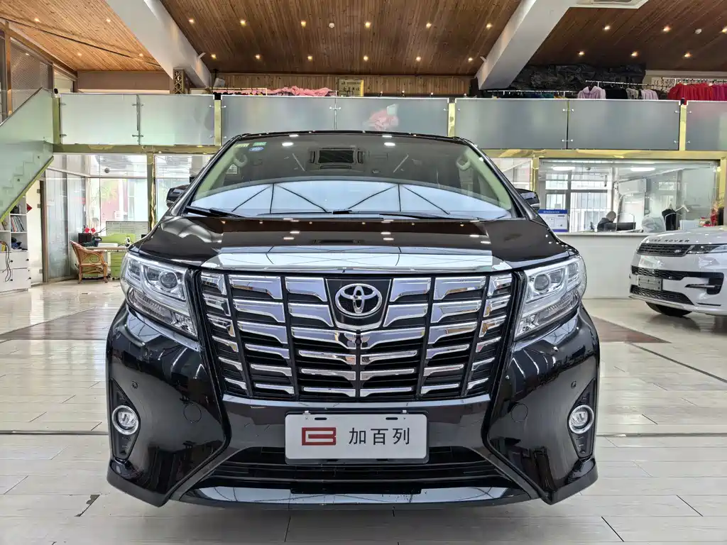 Toyota Alphard 2017 — фото 2