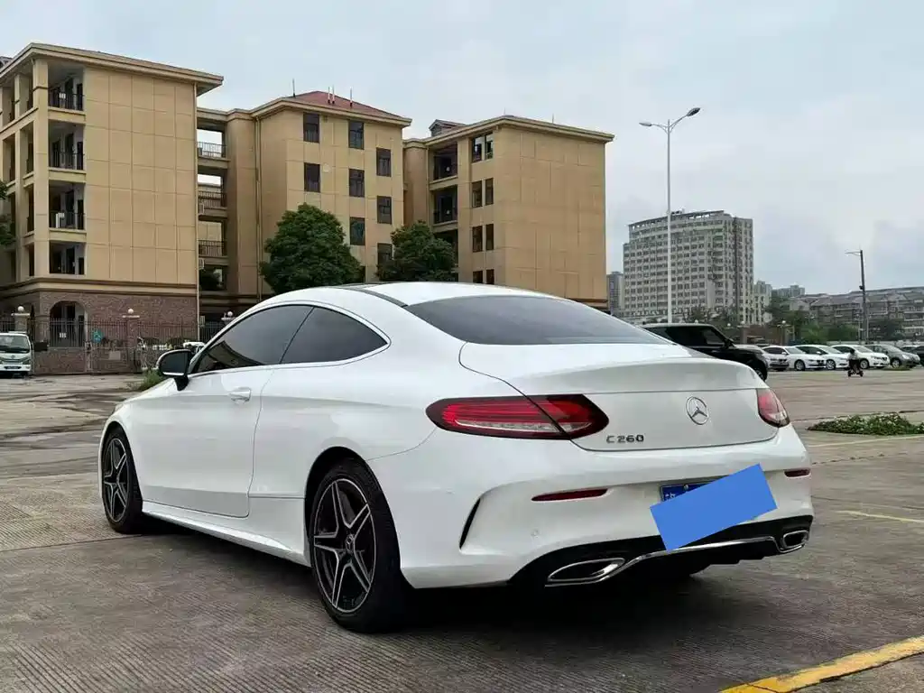 Mercedes-Benz C-Class 2021