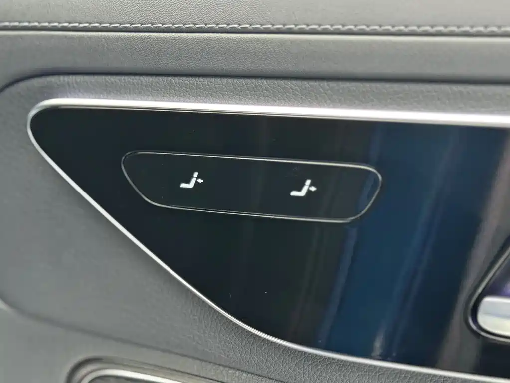 Mercedes-Benz C-Class 2022 — фото 14