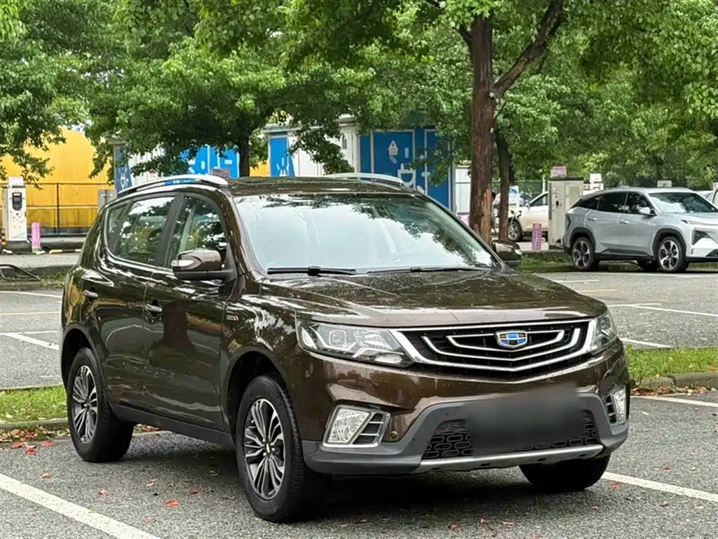 Geely Vision X6 2017 — фото 11