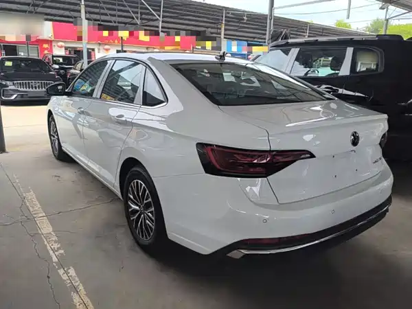 Volkswagen Sagitar 2025