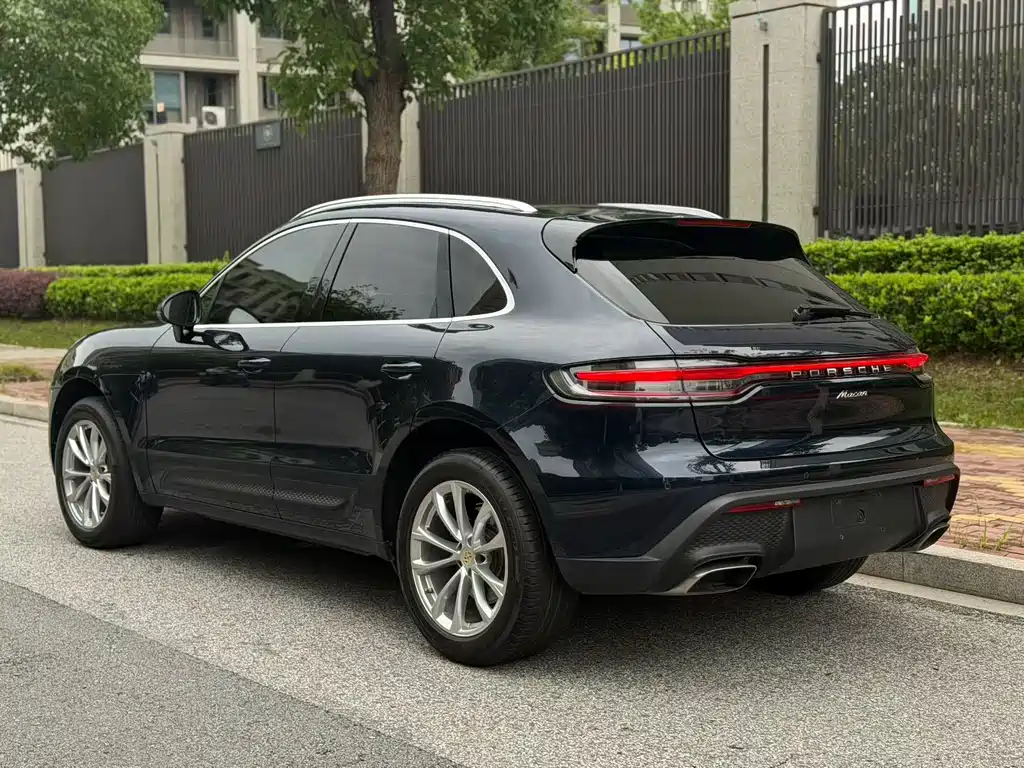 Porsche Macan 2022 — фото 10