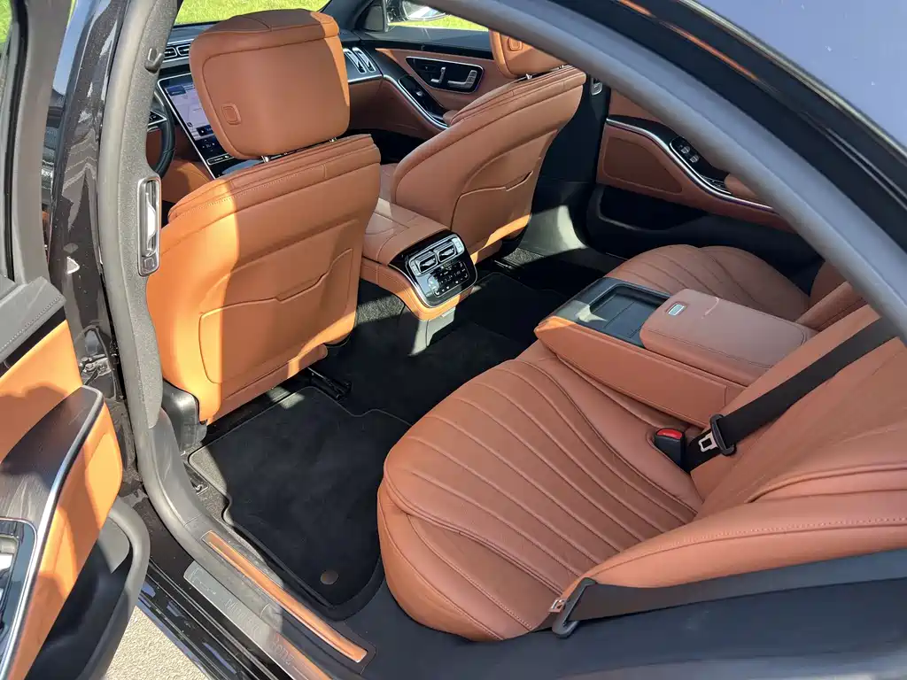 Mercedes-Benz S-Class 2023 — фото 11
