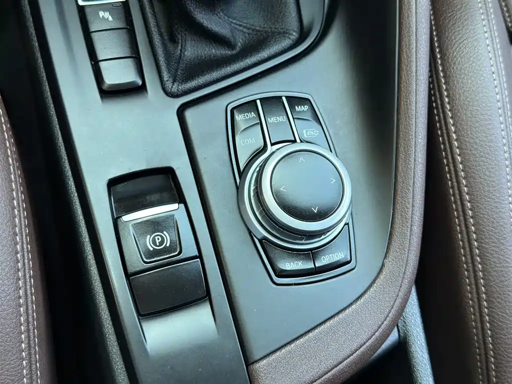 BMW X1 2021 — фото 21