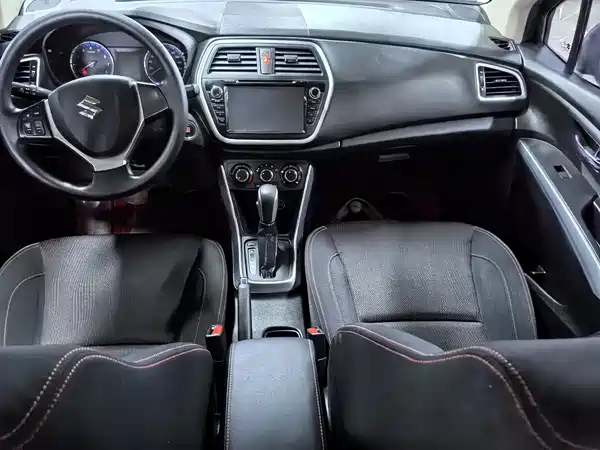 Suzuki S-Cross 2014