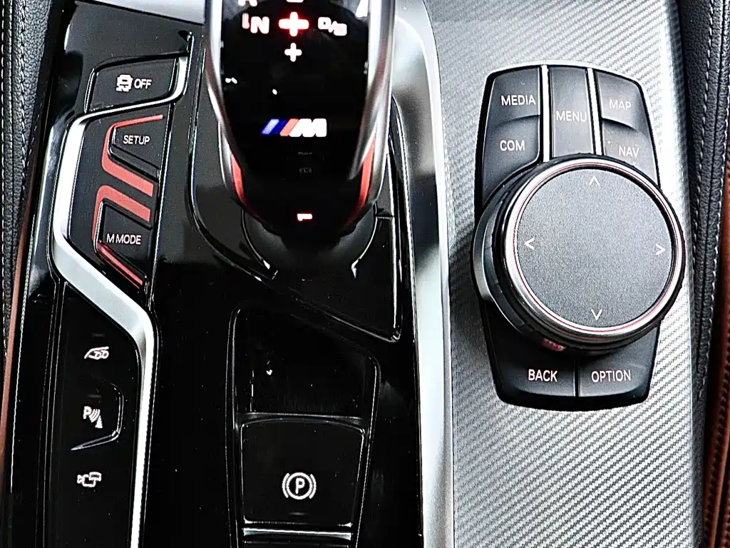 BMW M5 2021 — фото 19
