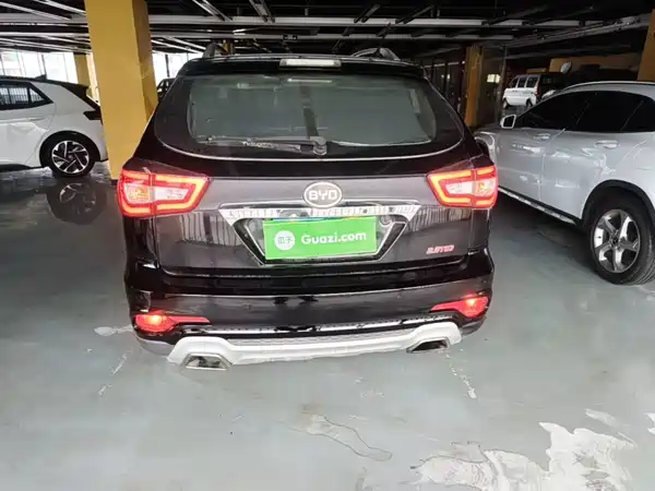BYD S7 2015