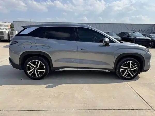 BYD Song L DM-i 2024