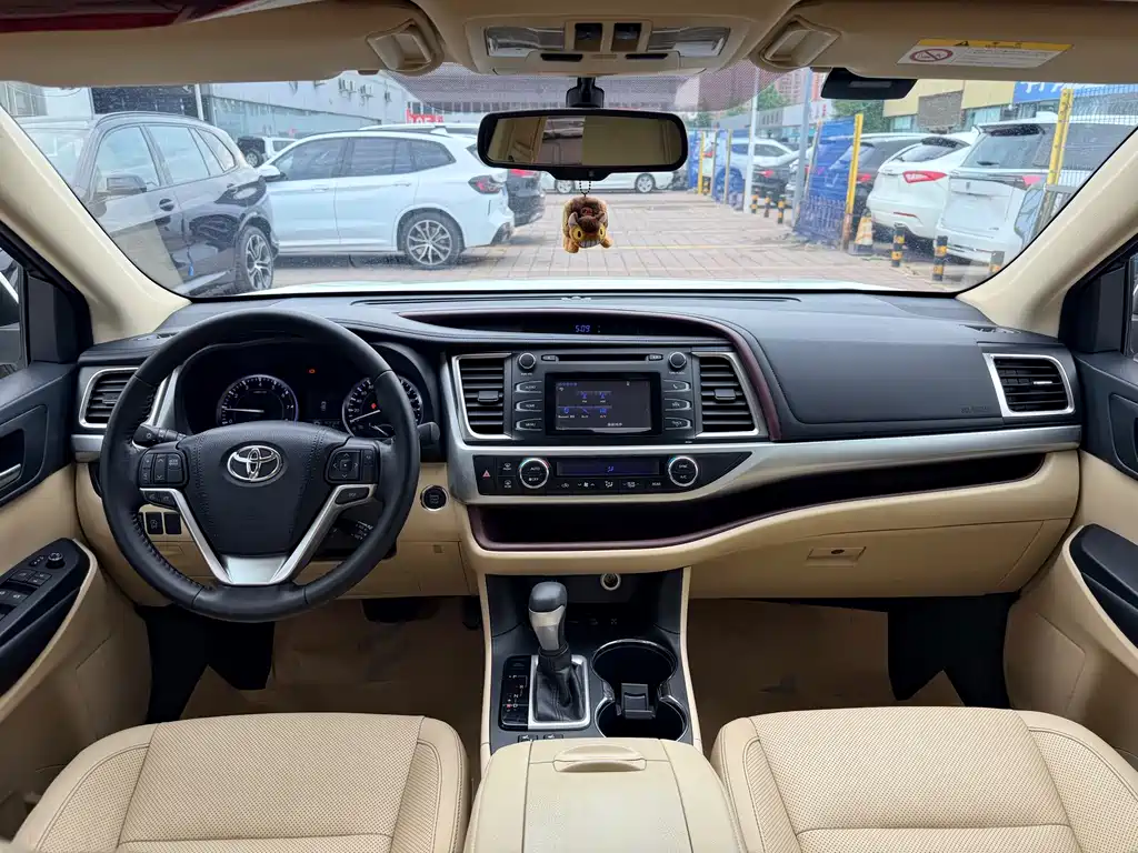Toyota Highlander 2016 — фото 12