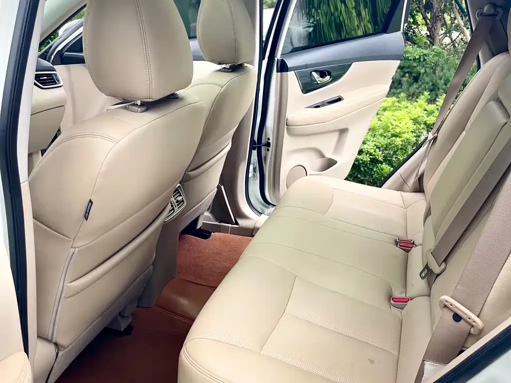 Nissan X-Trail 2015 — фото 20