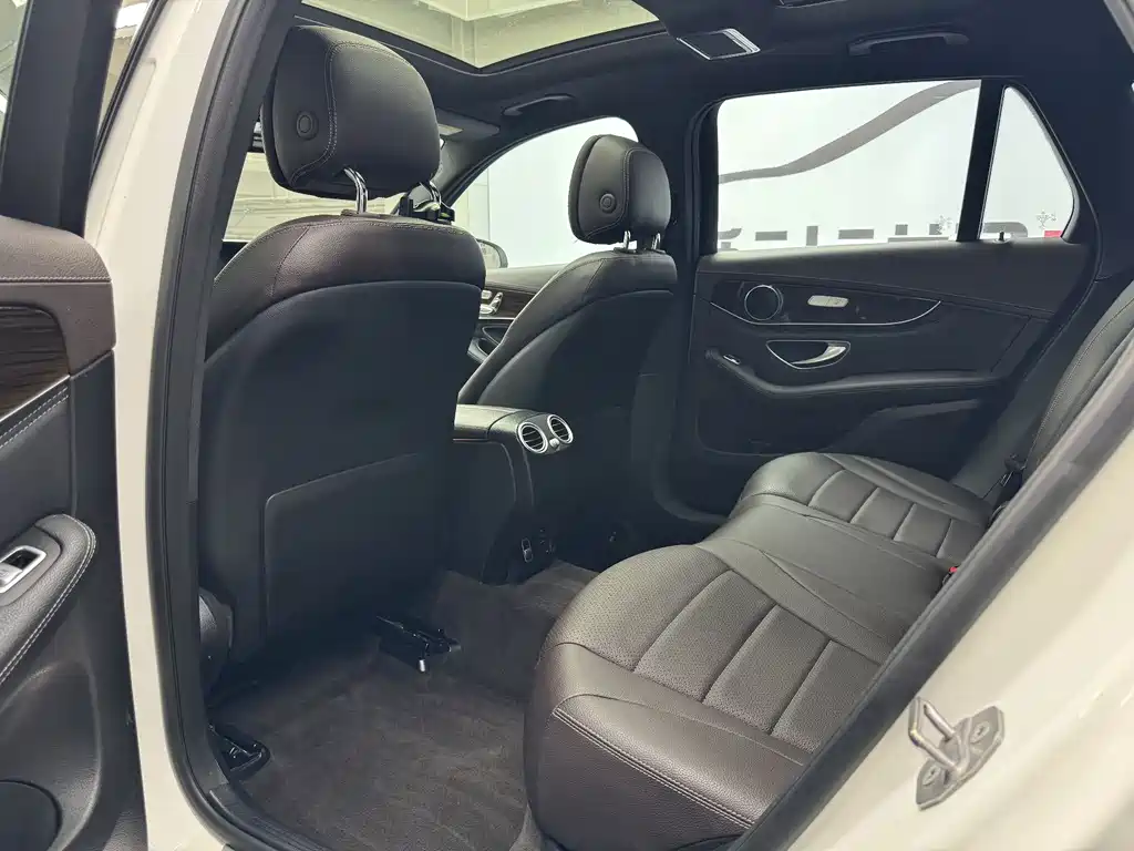 Mercedes-Benz GLC 2019 — фото 13