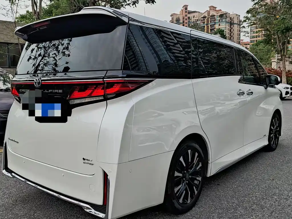 Toyota Vellfire 2025 — фото 9