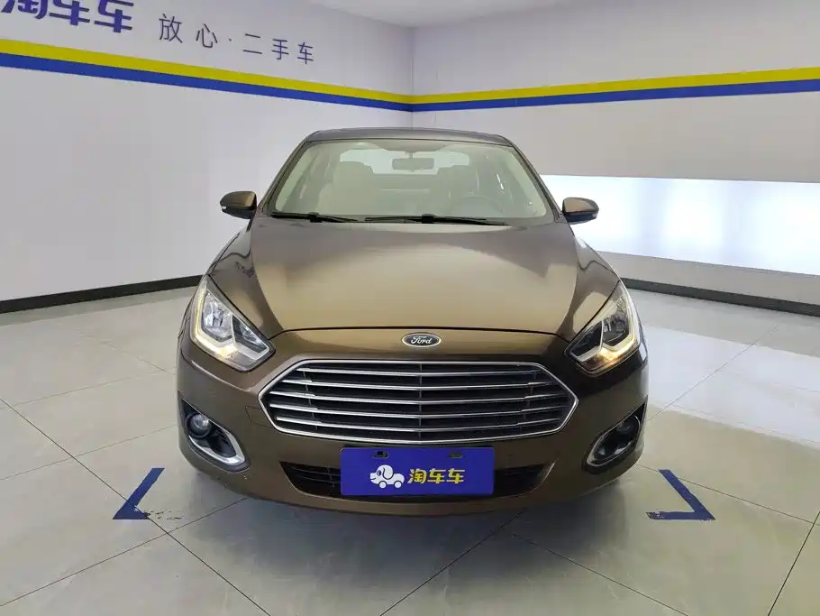 Ford Escort 2015