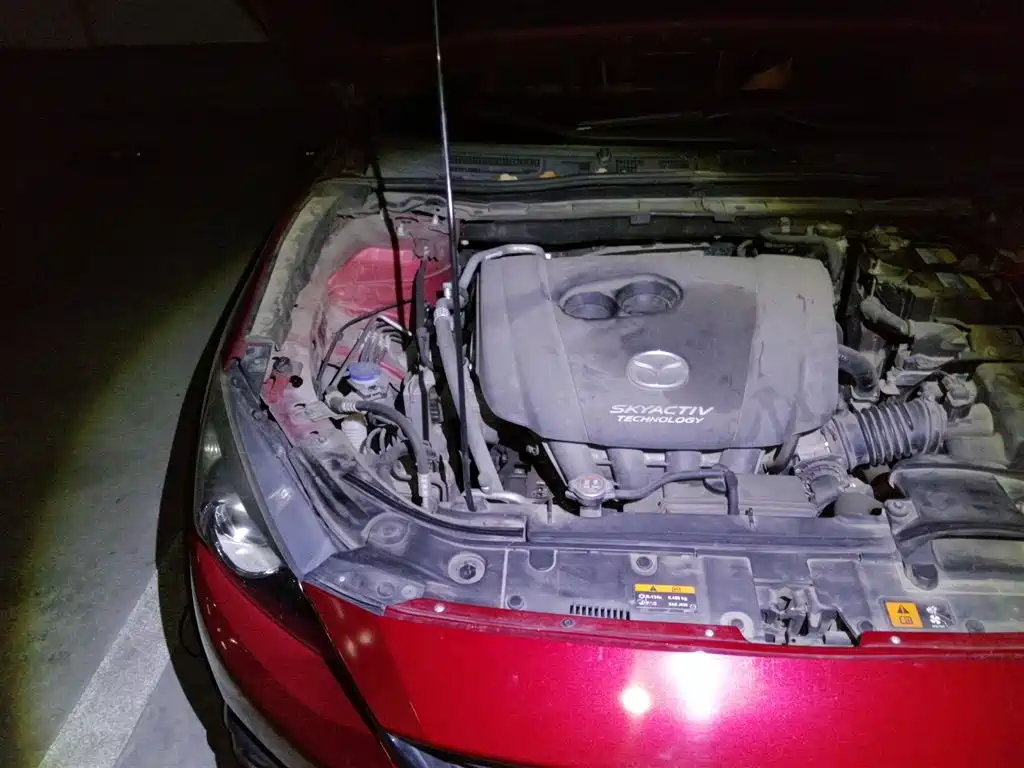 Mazda 3 Axela 2015 — фото 24
