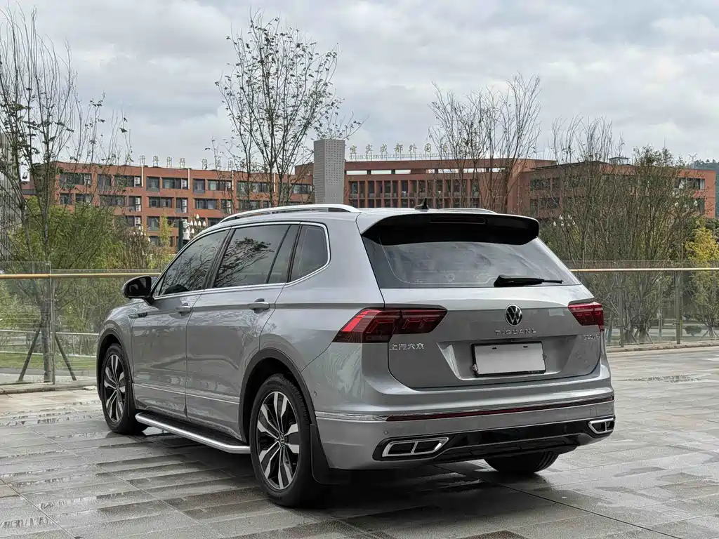 Volkswagen Tiguan L 2022 — фото 19