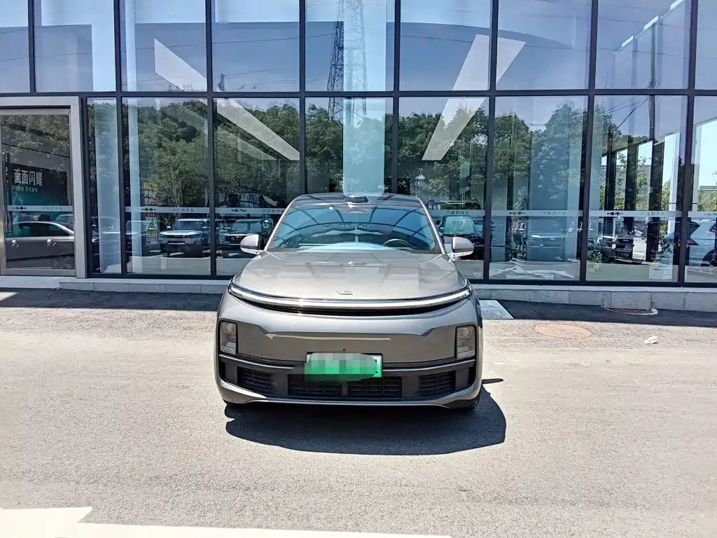Li Auto Li L8 2023