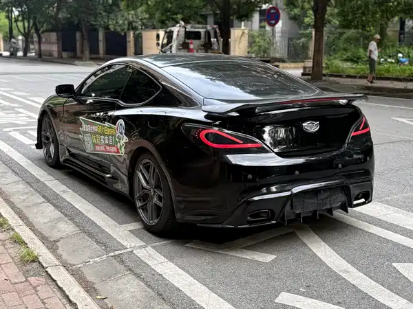 Hyundai Genesis Coupe 2010