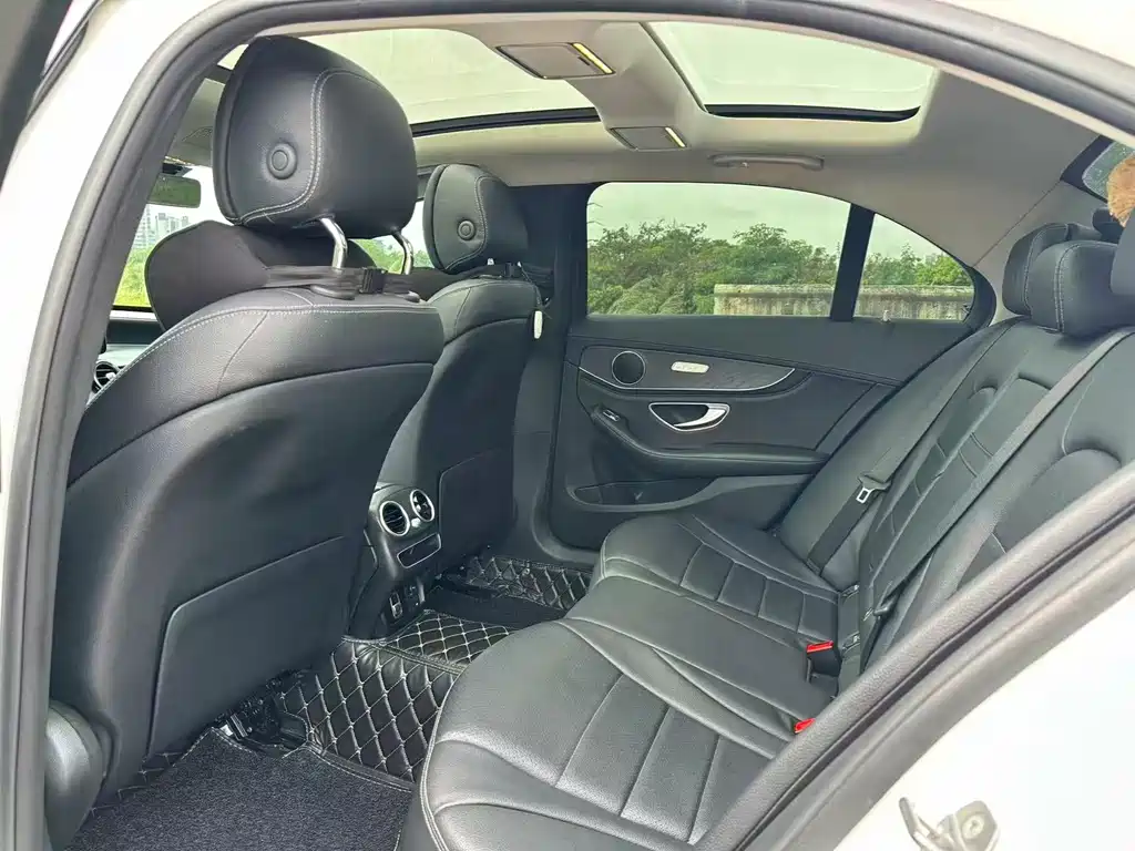 Mercedes-Benz C-Class 2020 — фото 9