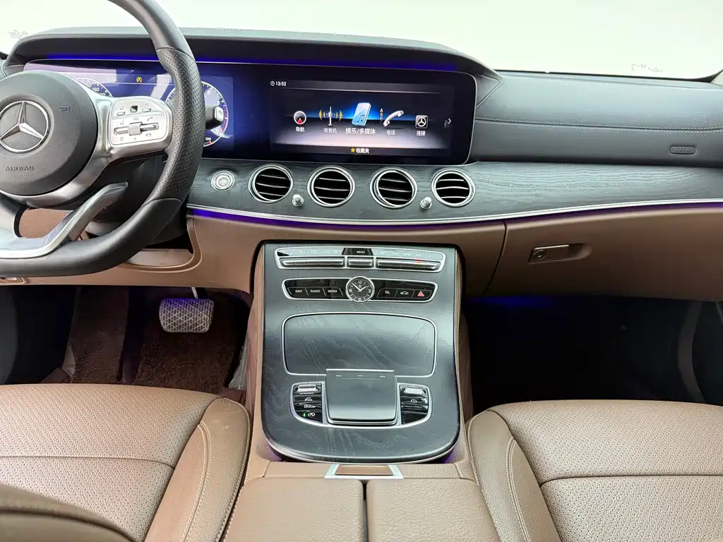 Mercedes-Benz E-Class 2020 — фото 11