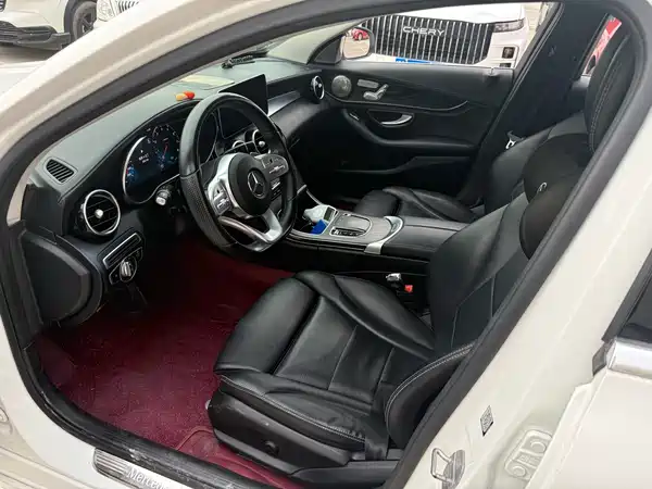 Mercedes-Benz C-Class 2020