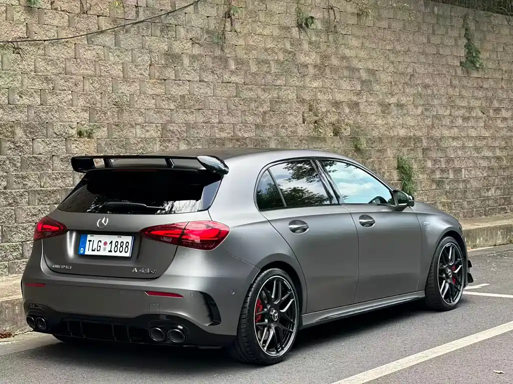 Mercedes-Benz A-Class AMG 2024 — фото 12