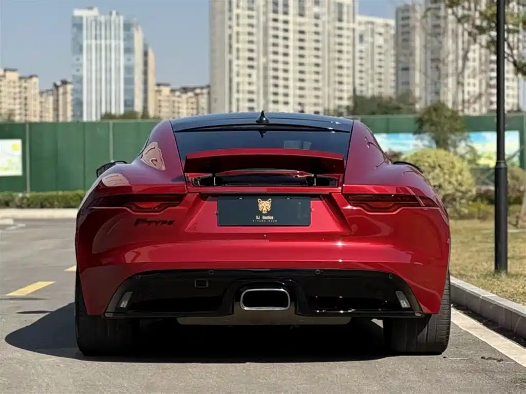 Jaguar F-TYPE 2023 — фото 18