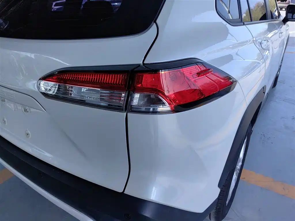 Toyota Corolla Cross 2022 — фото 24