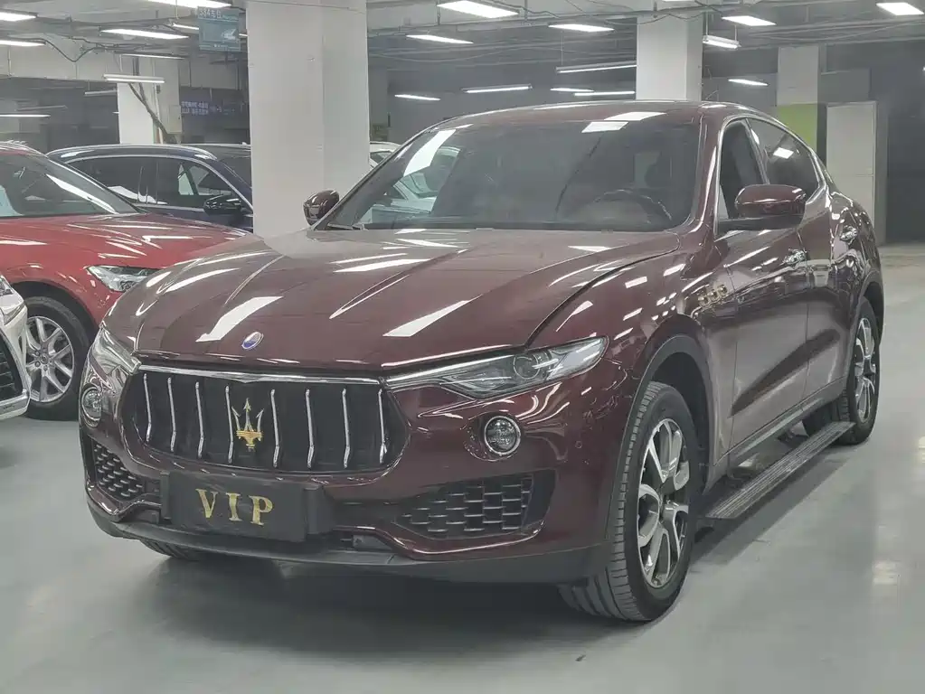 Maserati Levante 2016 — фото 1