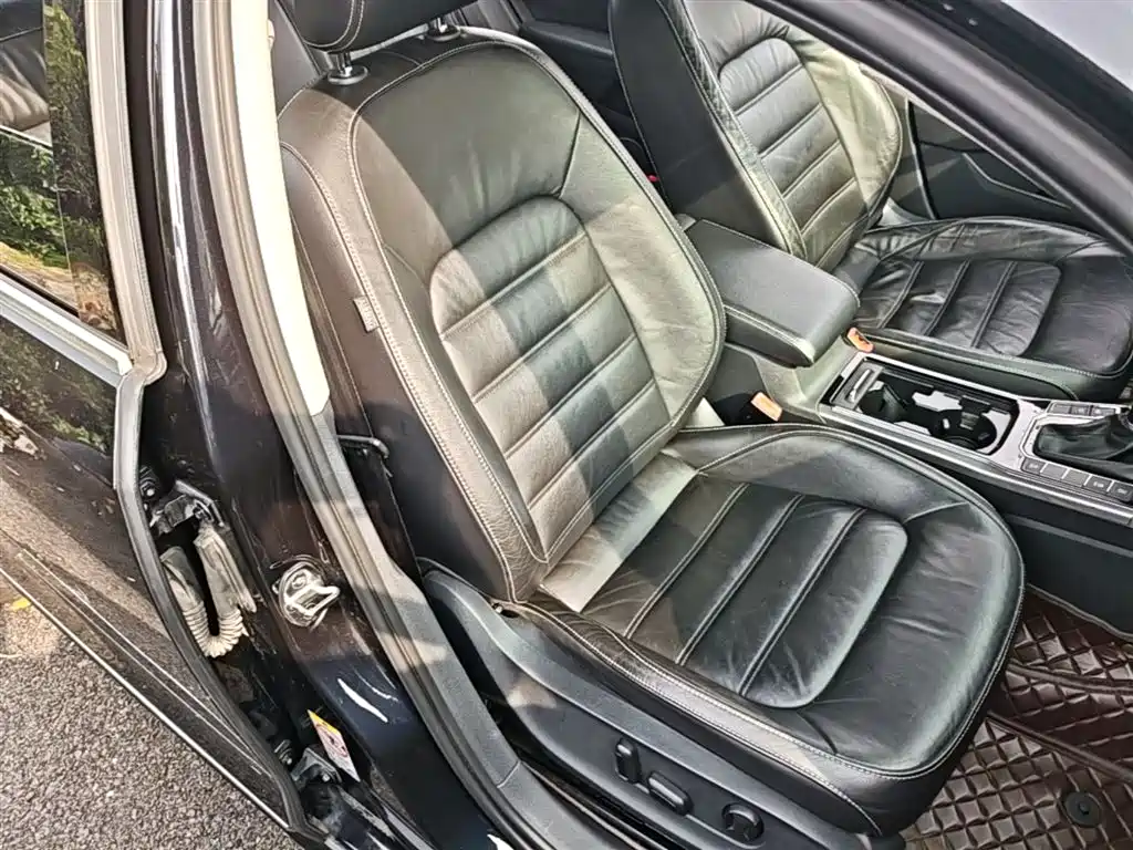 Volkswagen Passat 2016 — фото 25