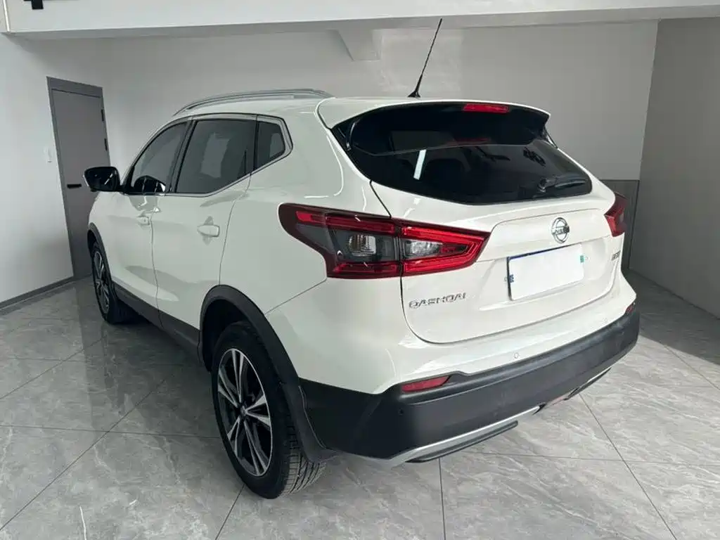 Nissan Qashqai 2022 — фото 4