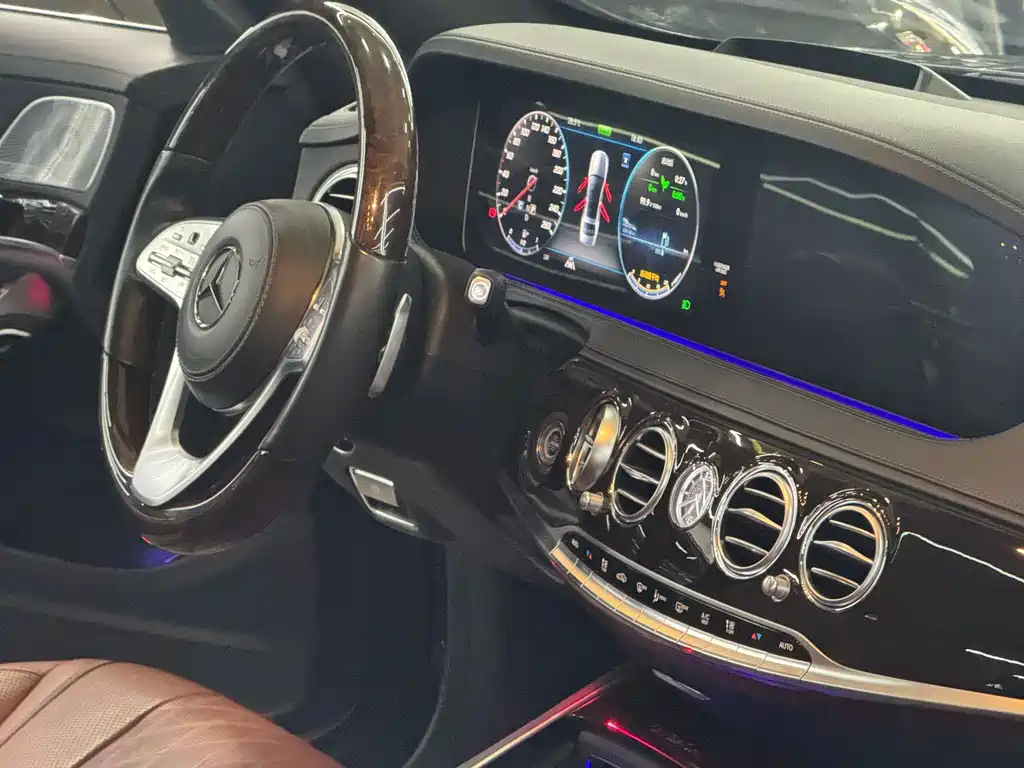 Mercedes-Benz Maybach S-Class 2021 — фото 9