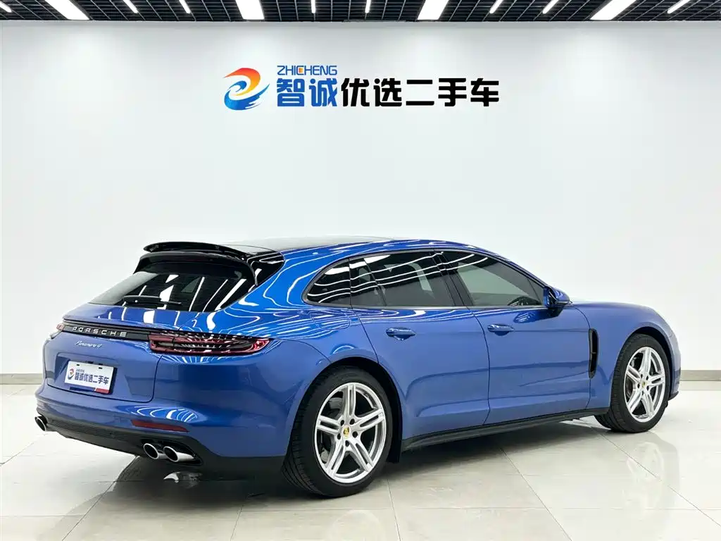 Porsche Panamera 2018 — фото 26