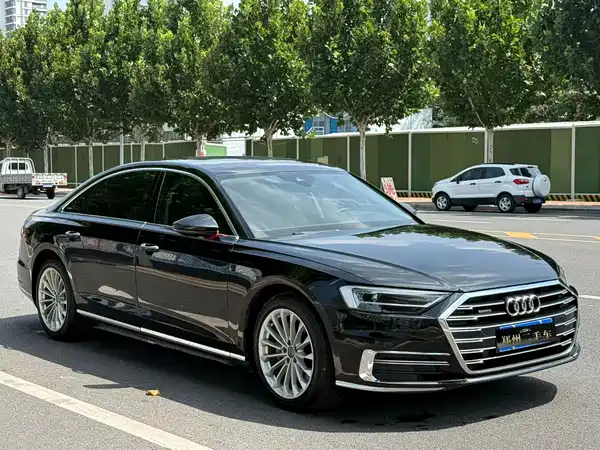 Audi A8 2021