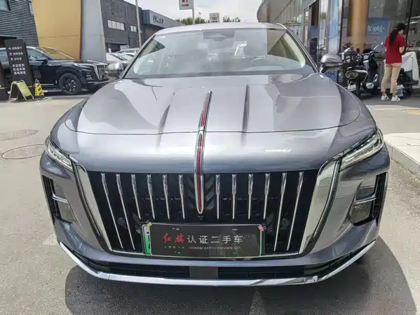 Hongqi H5 PHEV 2025