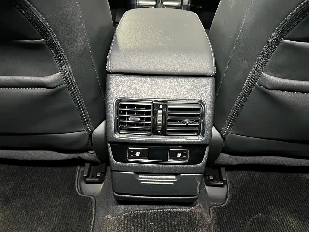Subaru Outback 2016 — фото 23