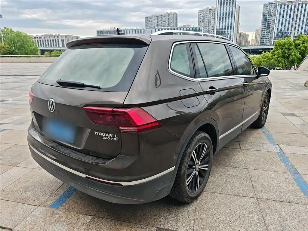 Volkswagen Tiguan L 2018 — фото 5