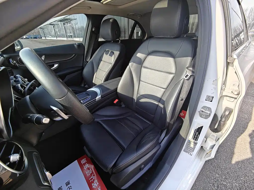 Mercedes-Benz C-Class 2019 — фото 14