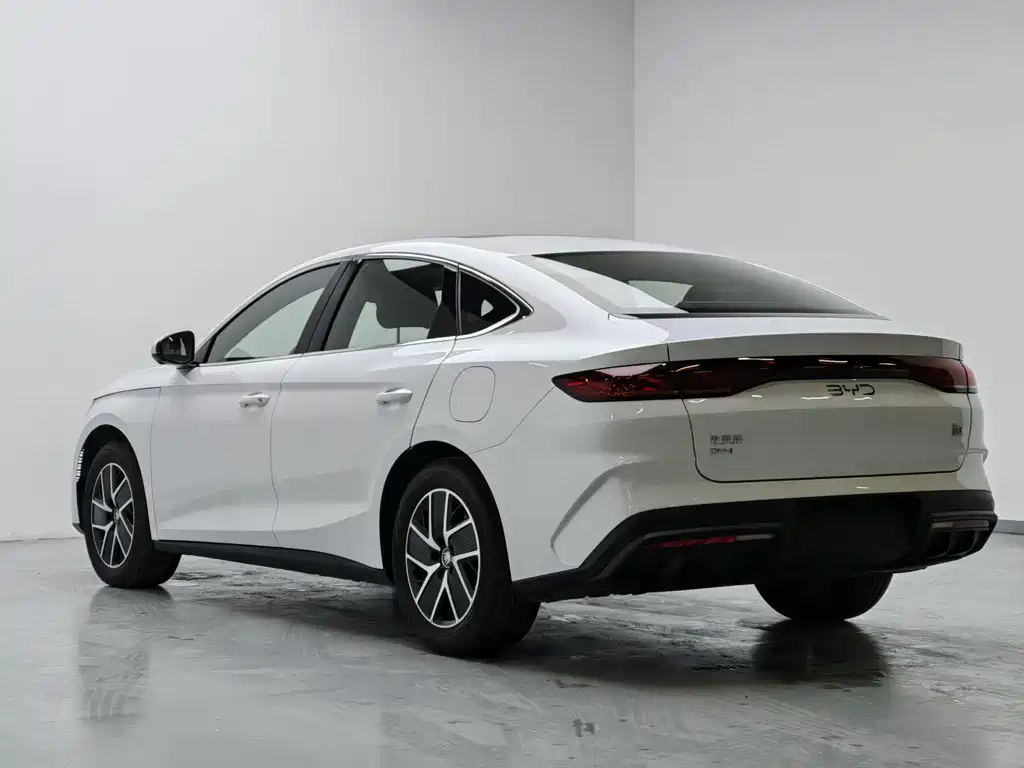 BYD Qin L 2025 — фото 11