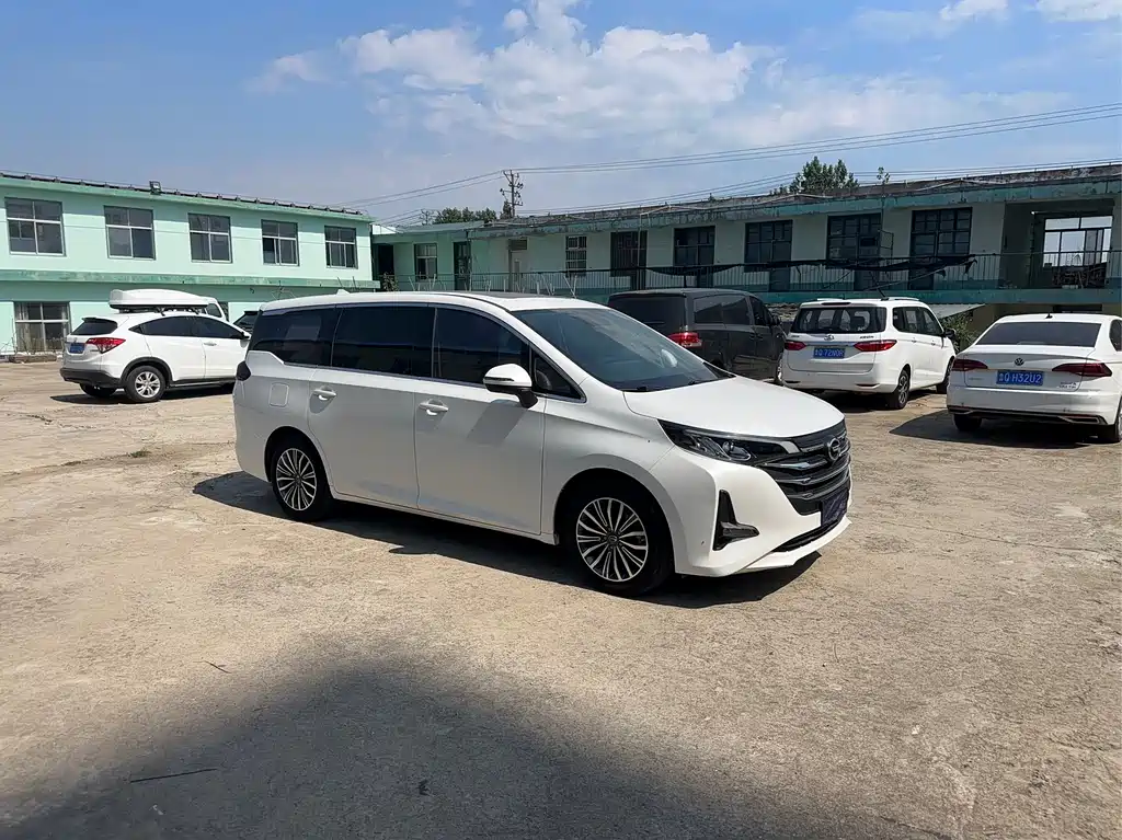 GAC Motor Trumpchi M6 2019 — фото 3