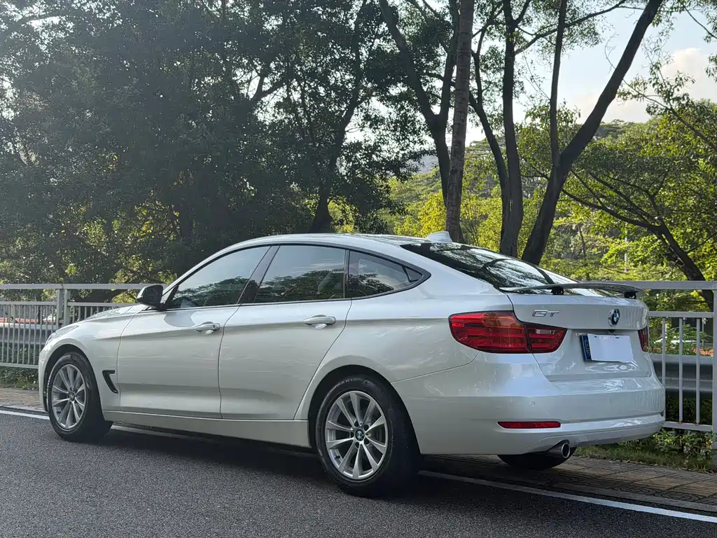 BMW 3 Series GT 2016 — фото 5