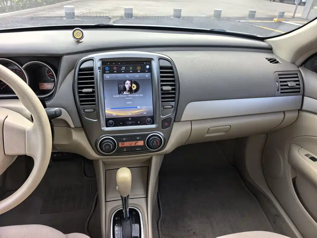 Nissan Sylphy 2019 — фото 13