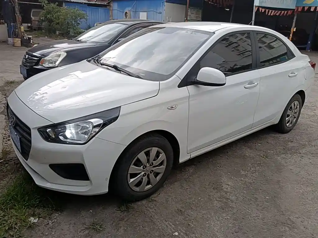 Hyundai Verna 2019 — фото 2