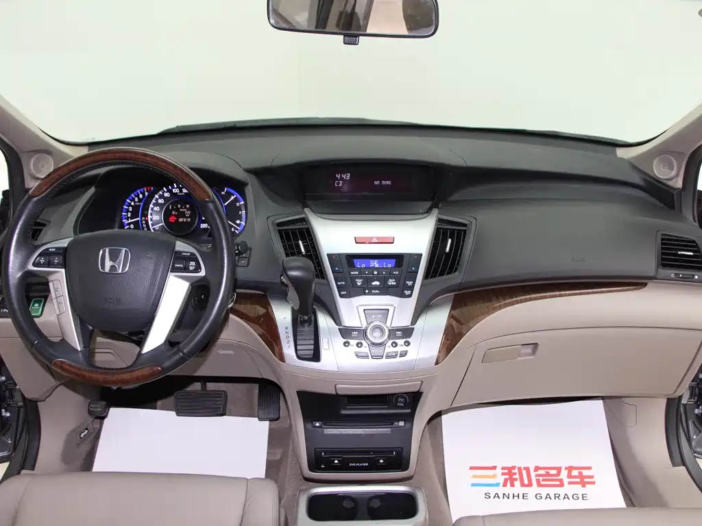 Honda Odyssey 2013 — фото 13